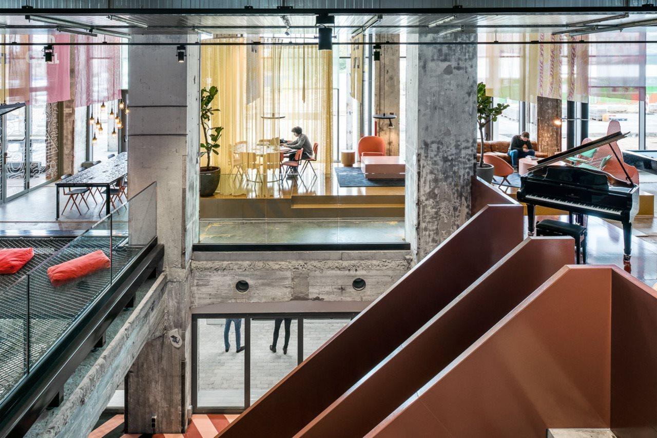 The Social Hub Maastricht Hotel Екстериор снимка