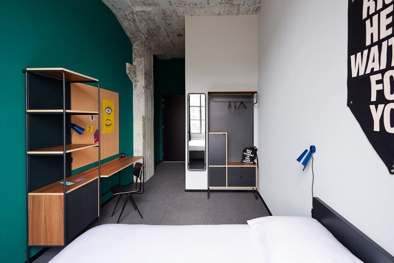 The Social Hub Maastricht Hotel Екстериор снимка