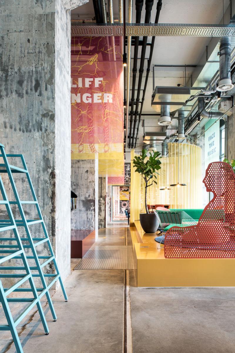 The Social Hub Maastricht Hotel Екстериор снимка