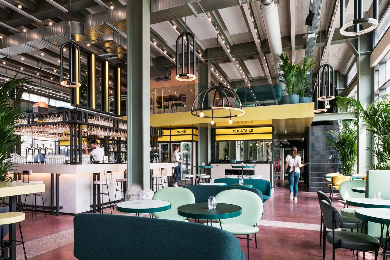 The Social Hub Maastricht Hotel Екстериор снимка