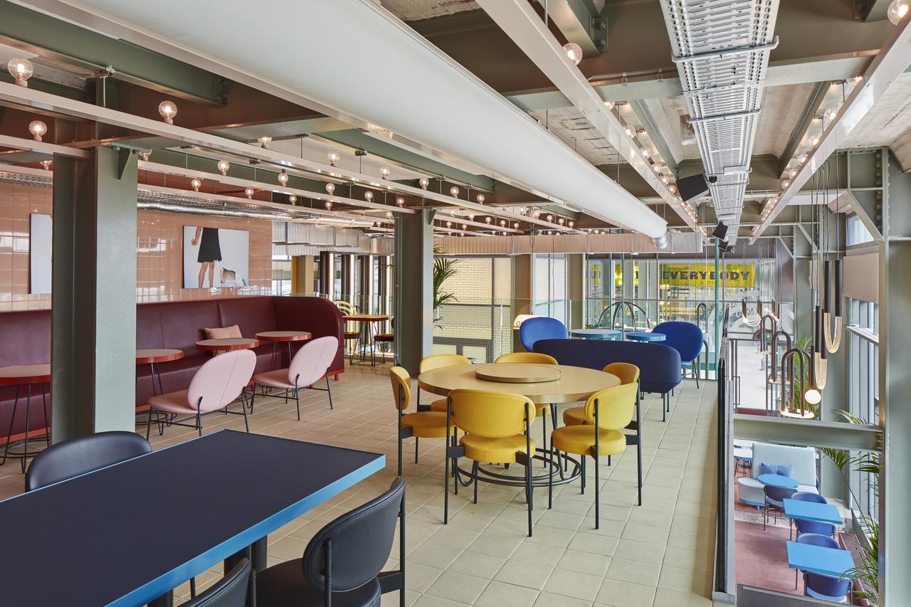 The Social Hub Maastricht Hotel Екстериор снимка