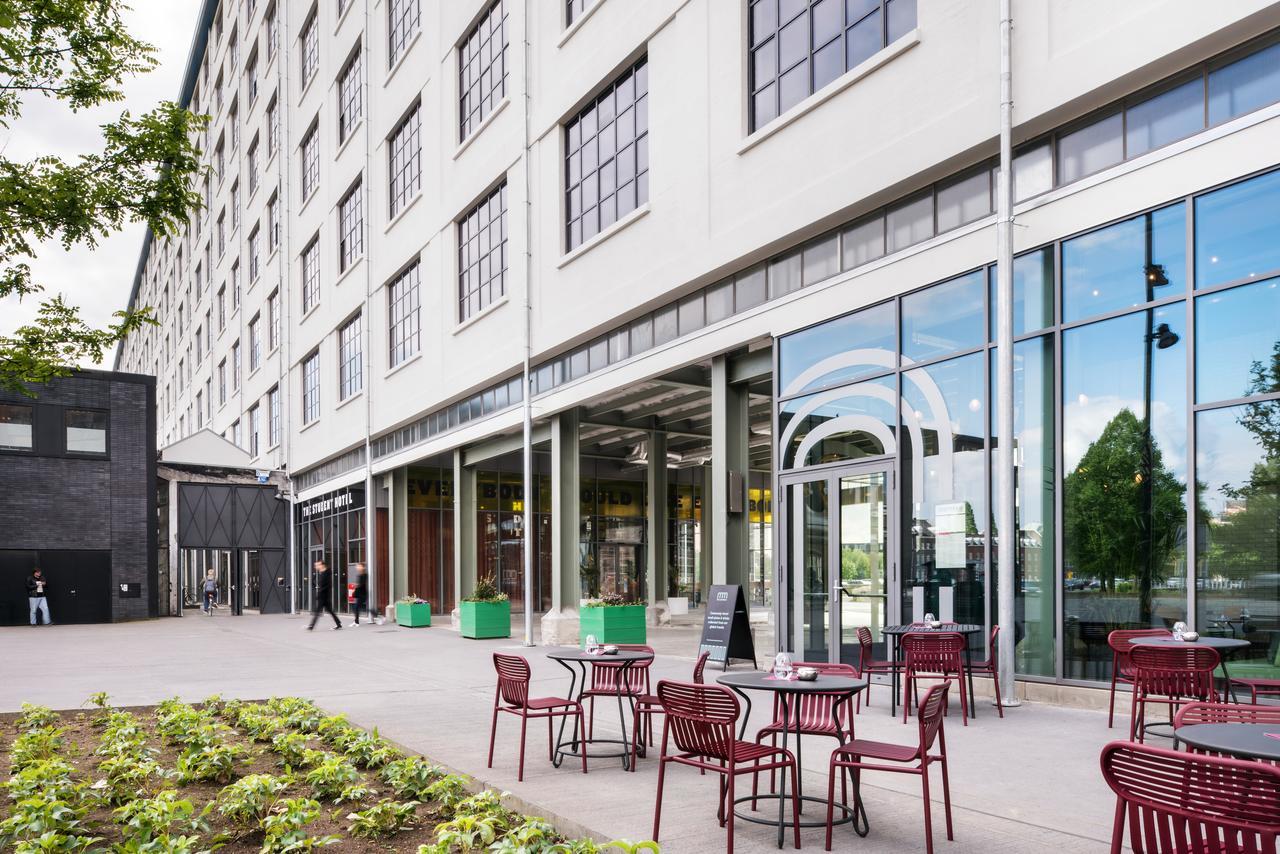 The Social Hub Maastricht Hotel Екстериор снимка